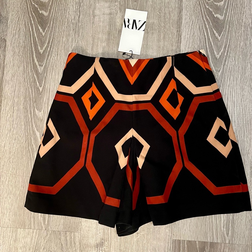 Zara High Waisted Geometric Print Shorts